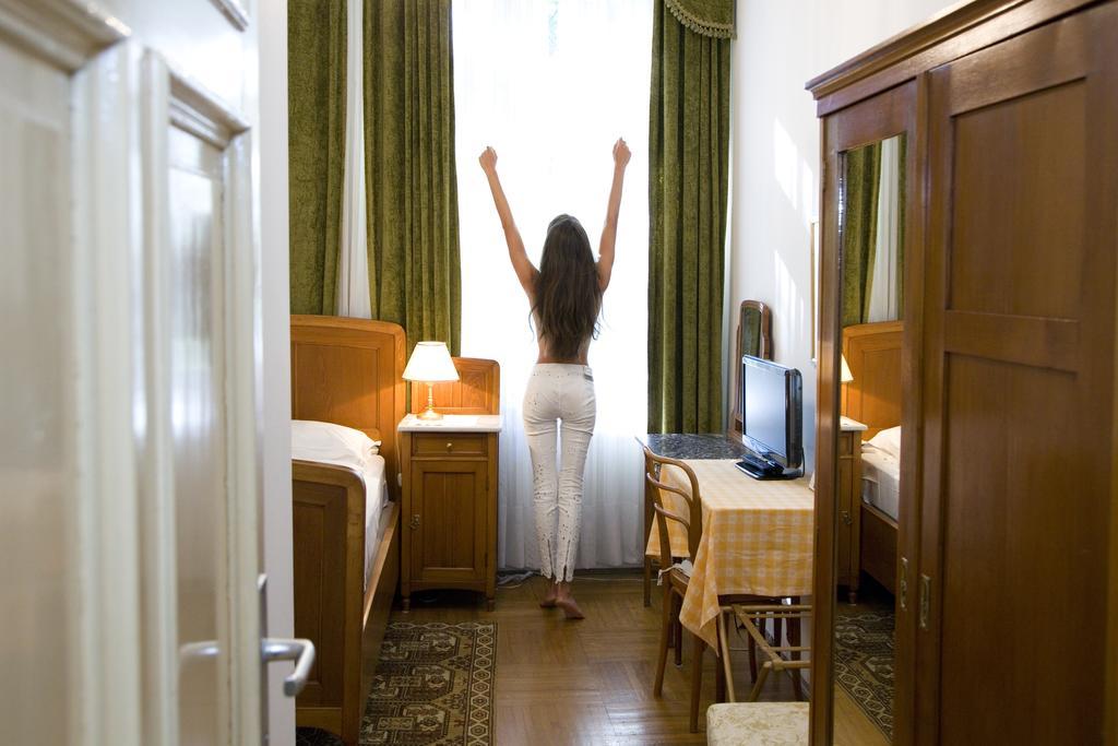 Hotel Villa Westend Merano Exterior foto