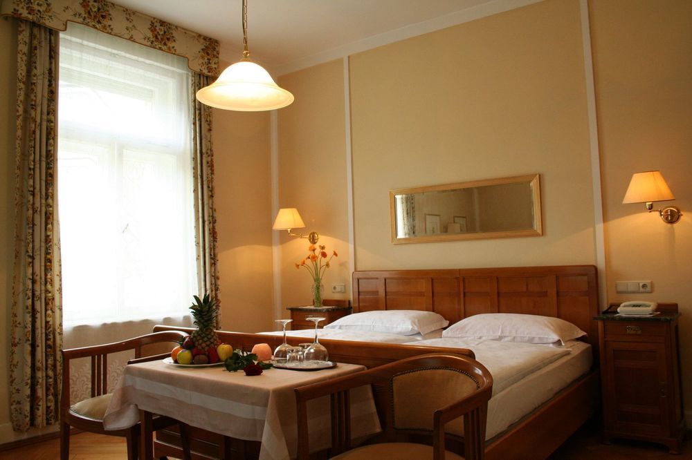 Hotel Villa Westend Merano Quarto foto